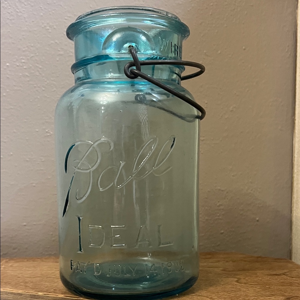 Vintage Ball Ideal Blue Glass Jar